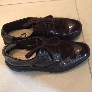 Zara studded wingtip oxford shoes. Burgundy